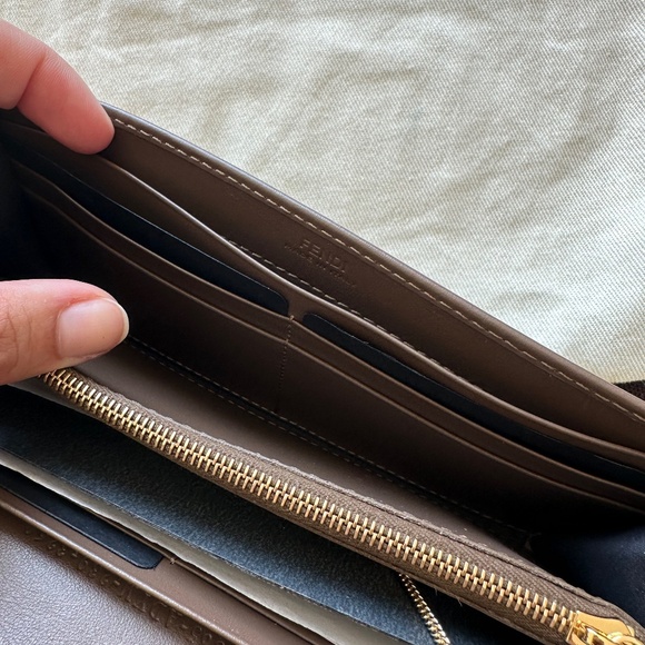 FF Diamonds Continental With Chain - Picture 4 of 16